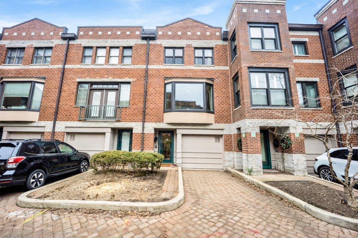 2720 N Greenview Ave. #E, Chicago, IL 60614