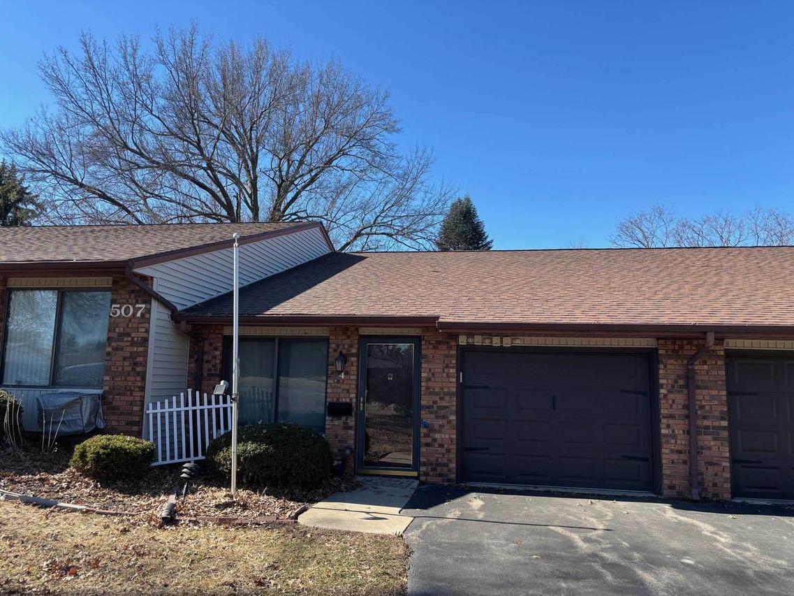 507 Jenkran St. #4, Morrison, IL 61270