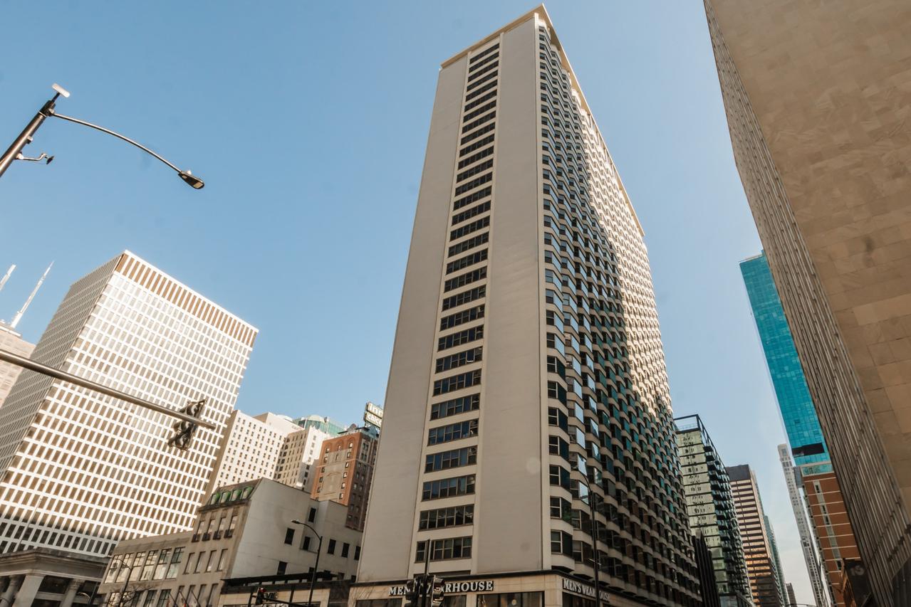 535 N Michigan Ave. #407, Chicago, IL 60611