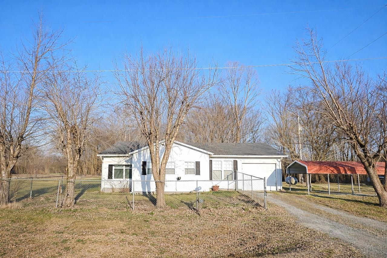 700 Vine St., Pulaski, IL 62976