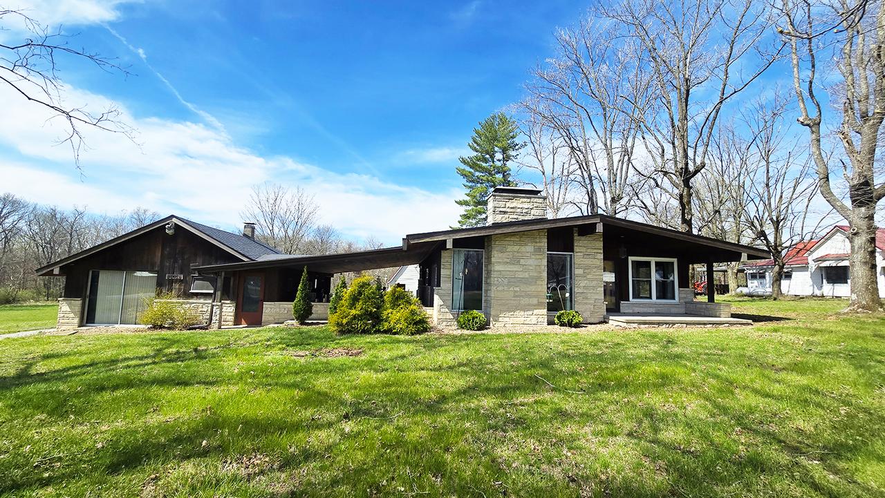 15019 N Illnois Hwy 37, Mt Vernon, IL 62864