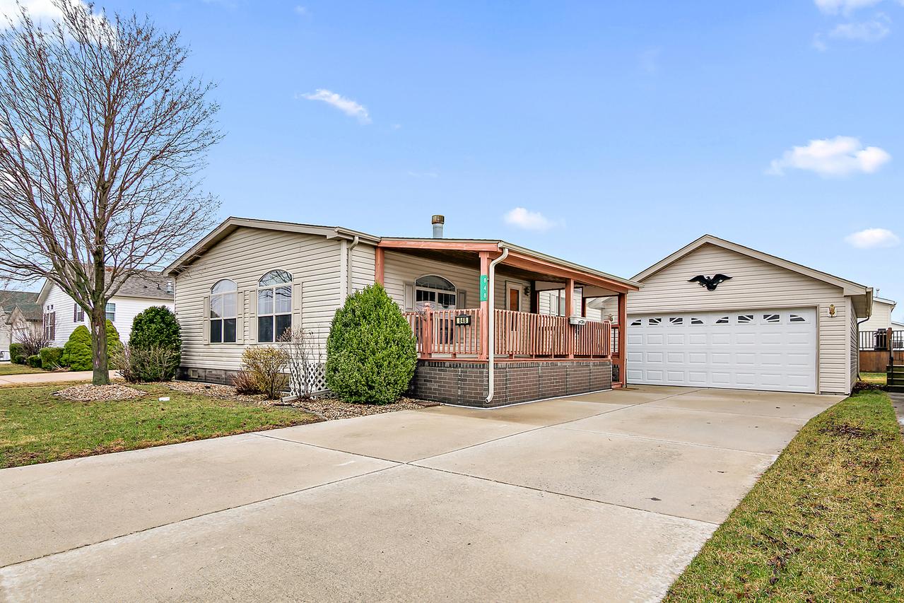 848 Aspen Dr., Manteno, IL 60950