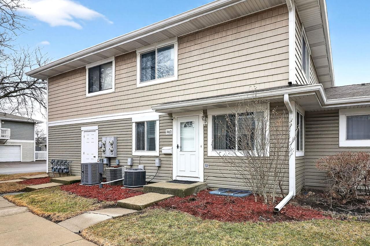 1463 Sutter Dr., Hanover Park, IL 60133