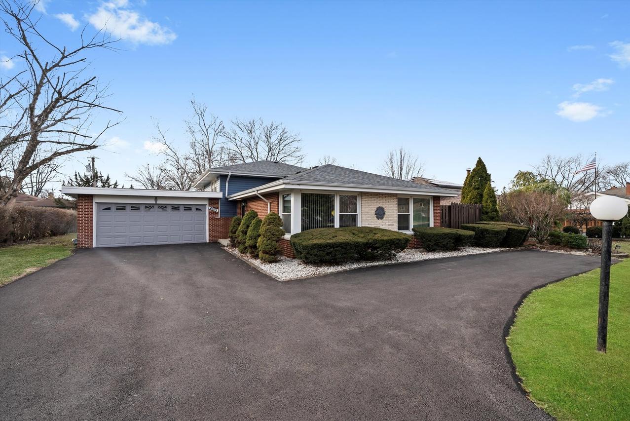 6839 W 127th St., Palos Heights, IL 60463