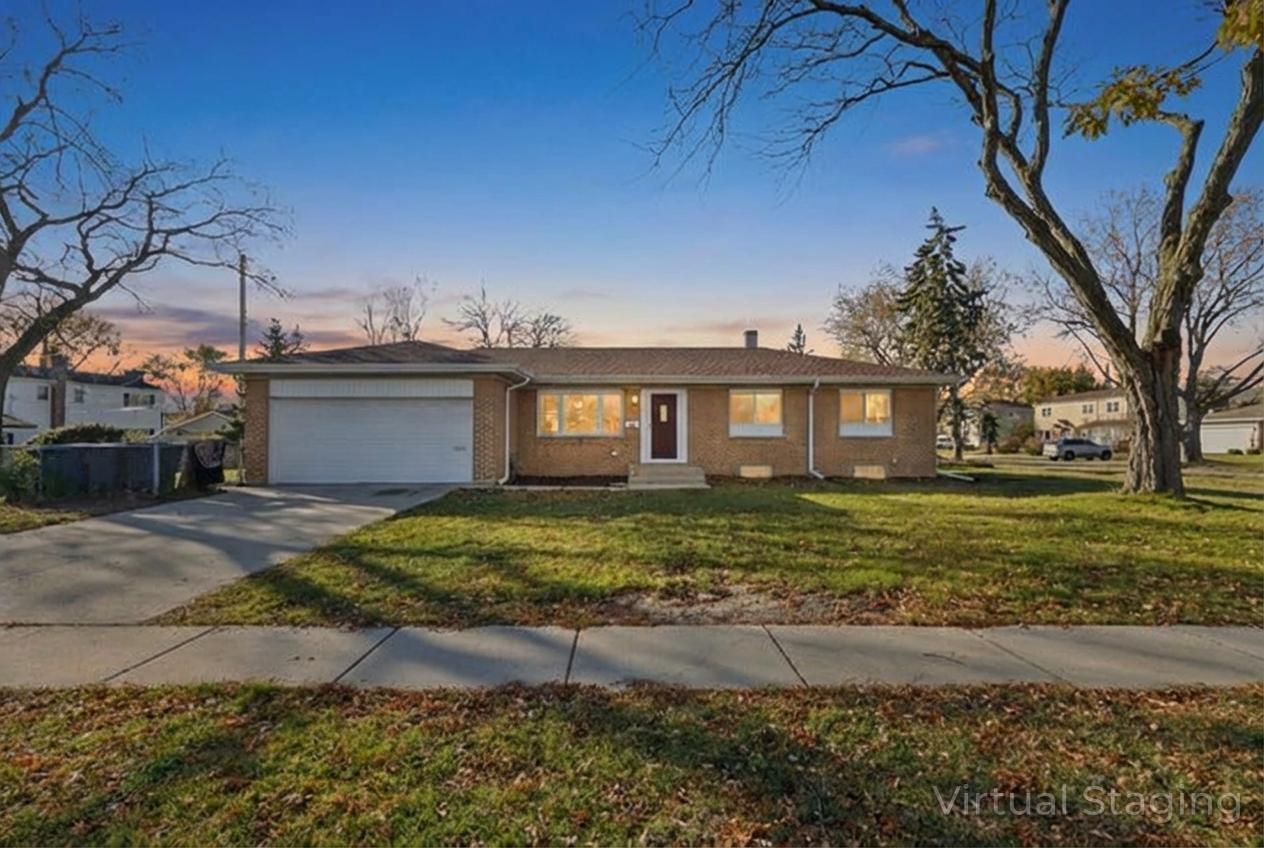 866 Clark Ln., Des Plaines, IL 60016