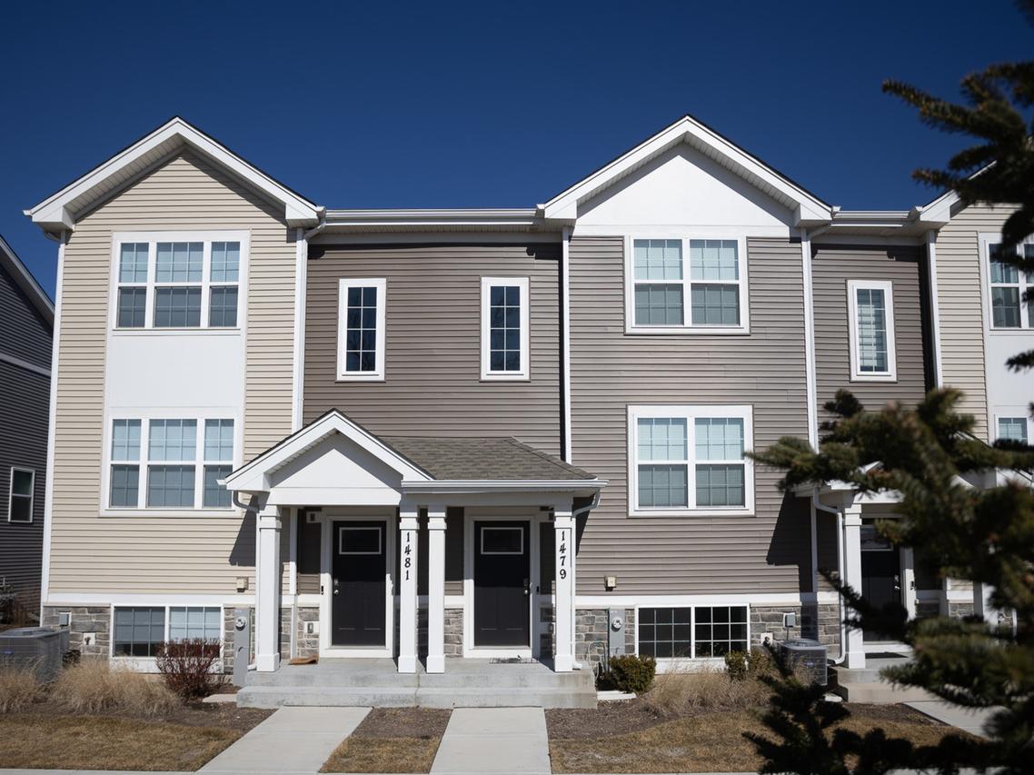 1479 Yosemite Way, Pingree Grove, IL 60140