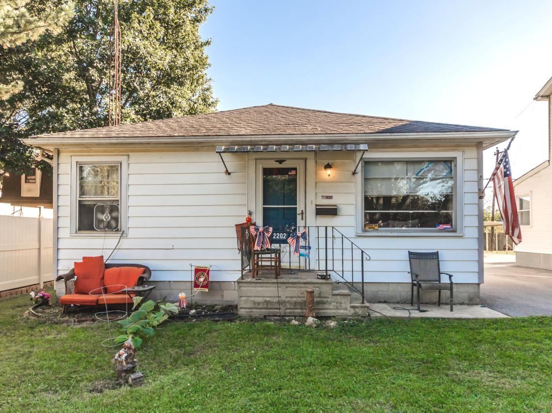 2202 E Washington St., Joliet, IL 60433