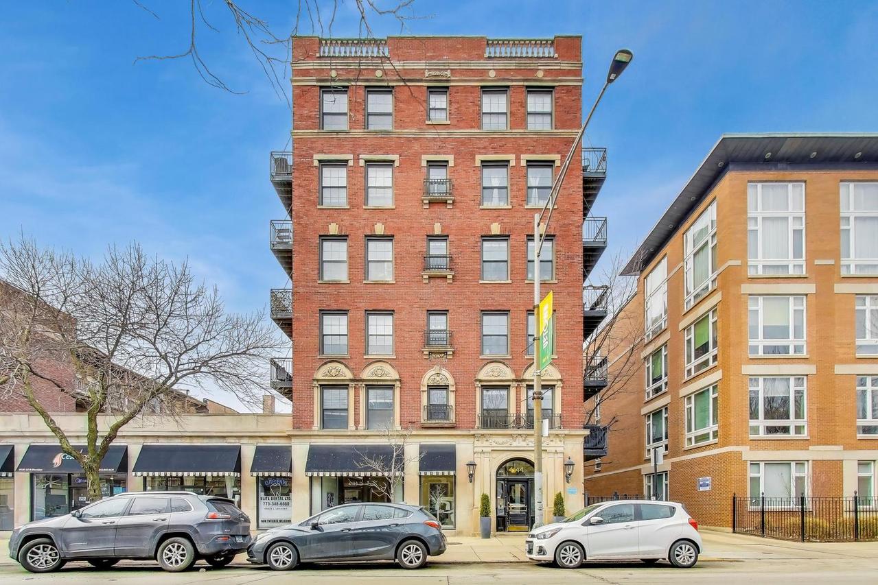 4144 N Sheridan Rd. #506, Chicago, IL 60613