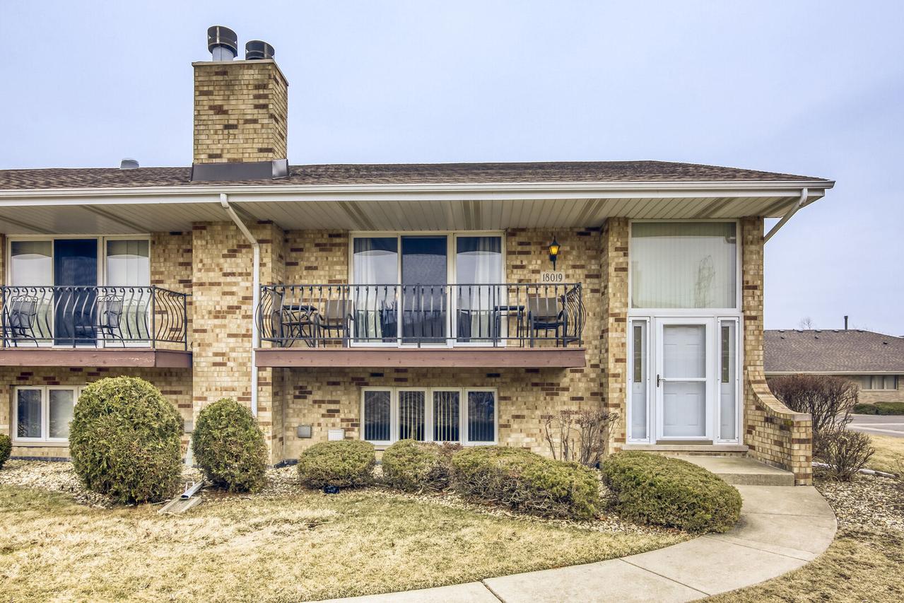 18019 Idaho Ct. #148, Orland Park, IL 60467