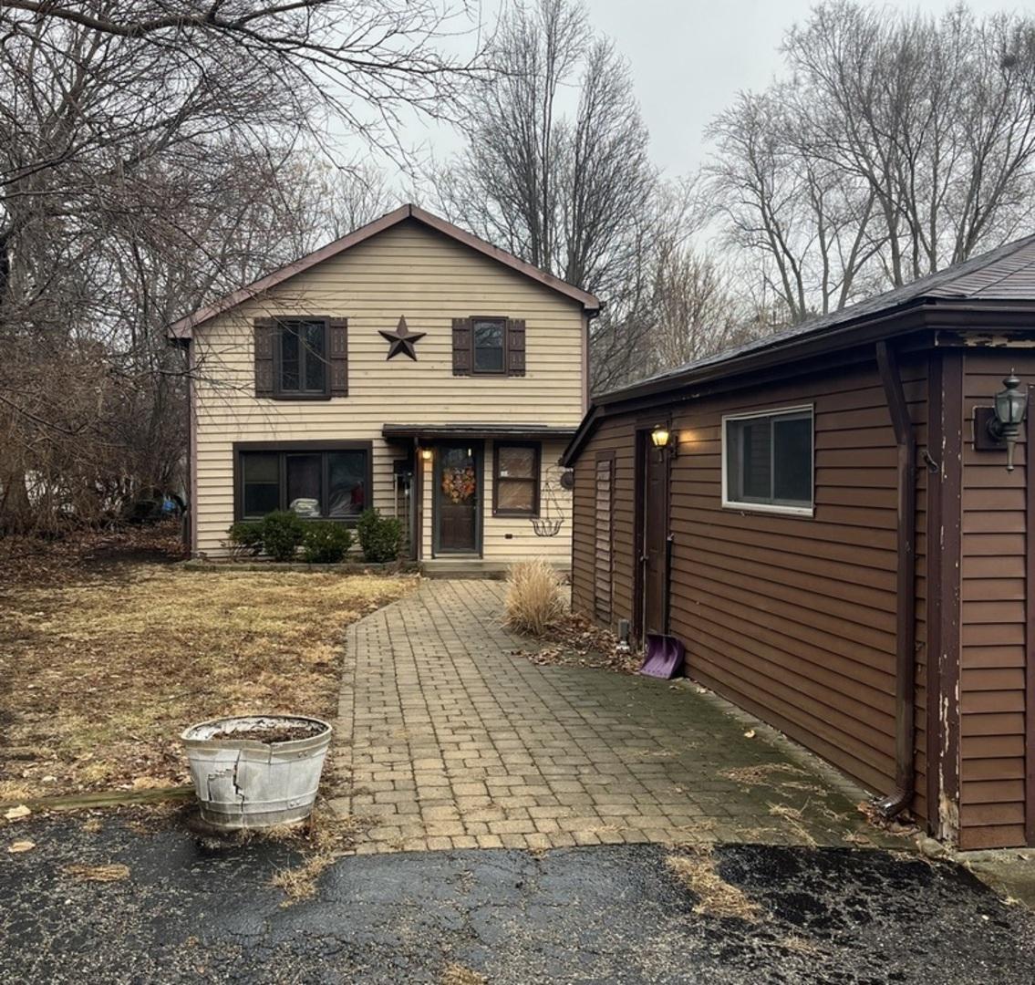 5S661 Wright St., Naperville, IL 60563