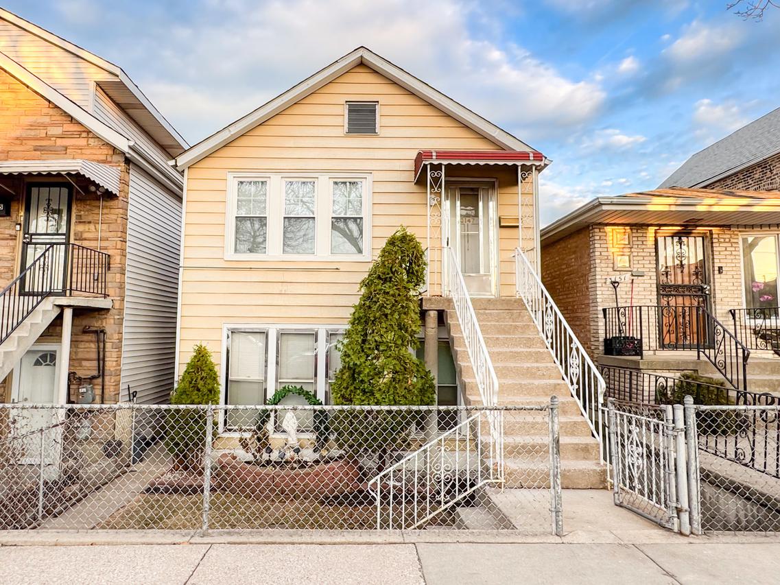 3147 S Throop St., Chicago, IL 60608