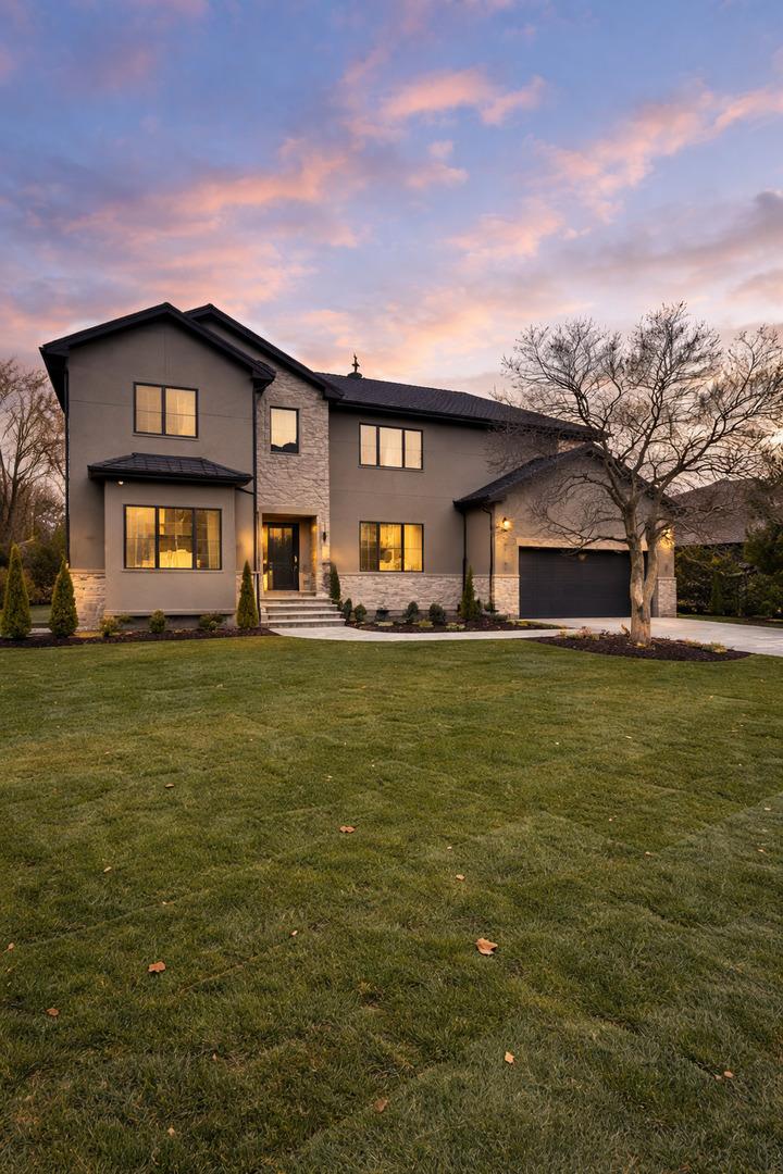 1744 Walnut Cir., Northbrook, IL 60062