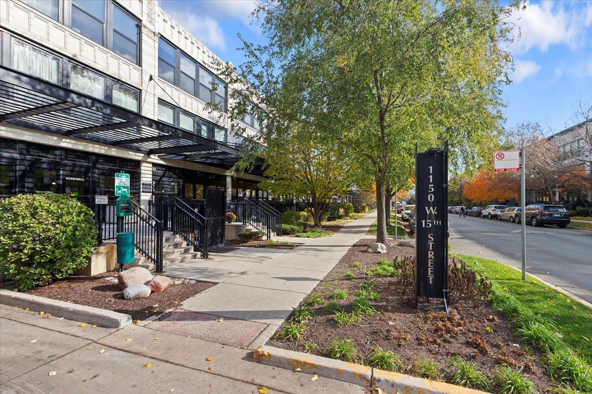 1150 W 15th St. #338, Chicago, IL 60608