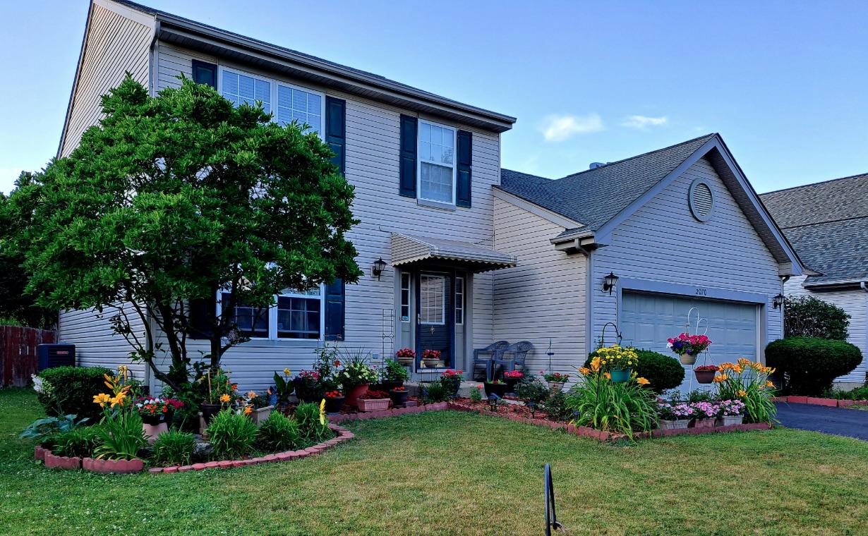 2070 Foxtail Dr., Aurora, IL 60504