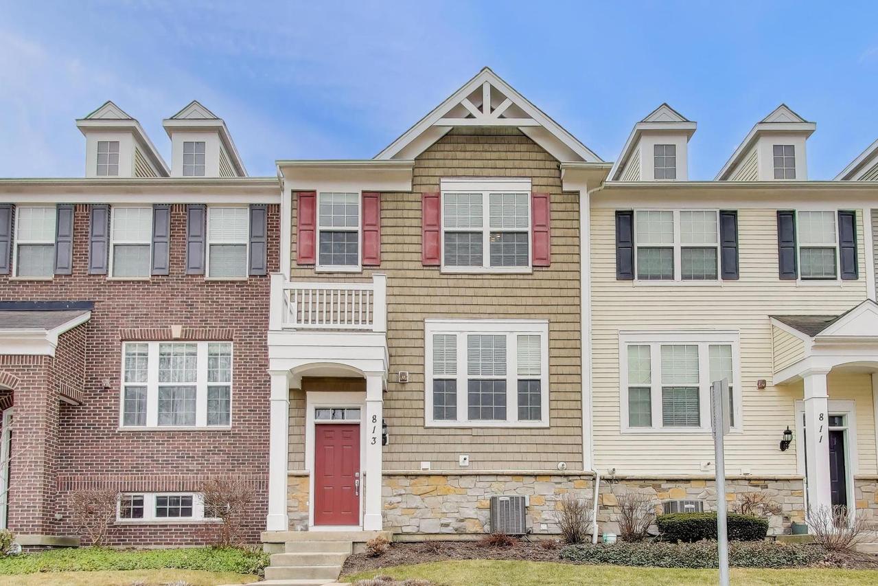 813 E Hamlin Ln., Arlington Heights, IL 60004