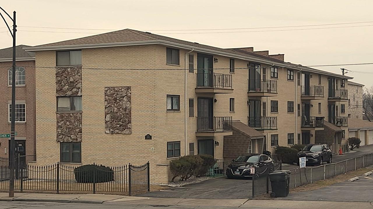 6051 S Archer Ave. #3B, Chicago, IL 60638