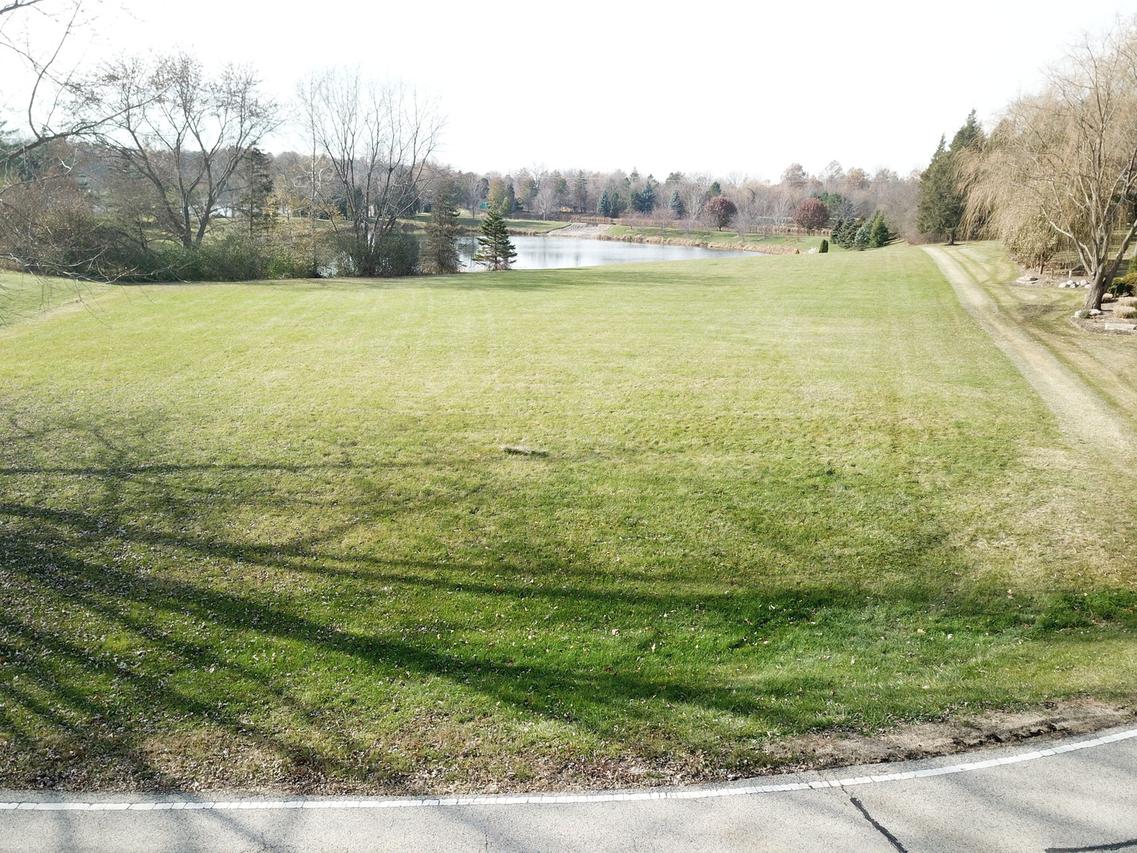 1800 Hamilton Ct., Inverness, IL 60010