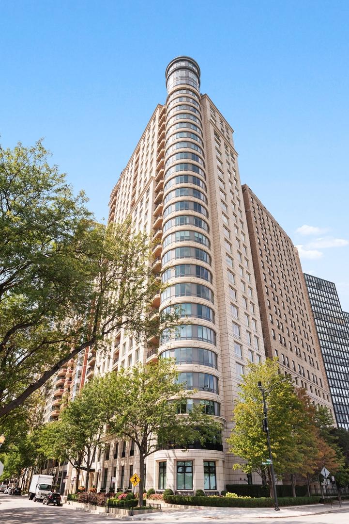840 N Lake Shore Dr. #2102, Chicago, IL 60611
