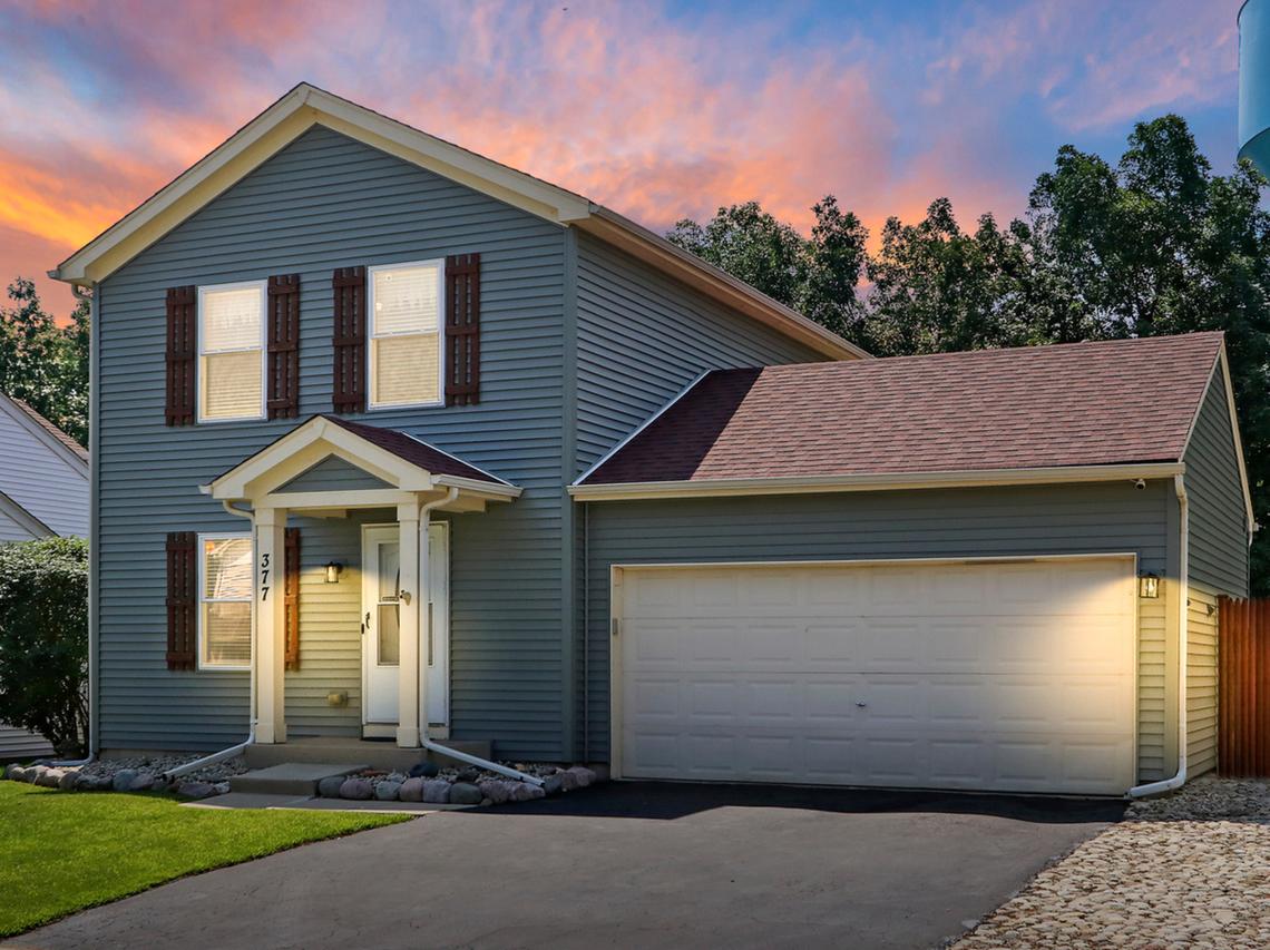 377 E Camden Ln., Round Lake Beach, IL 60073