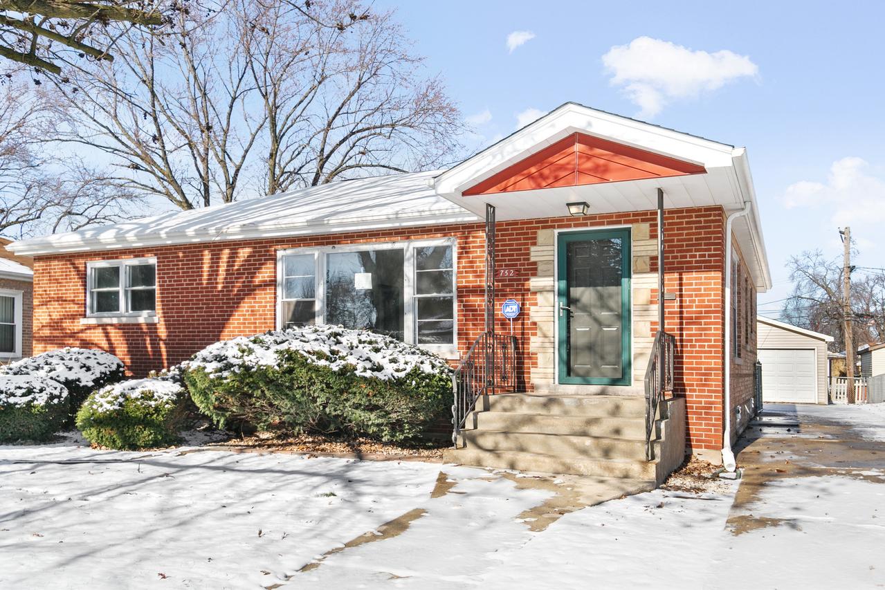 752 E 164th St., South Holland, IL 60473