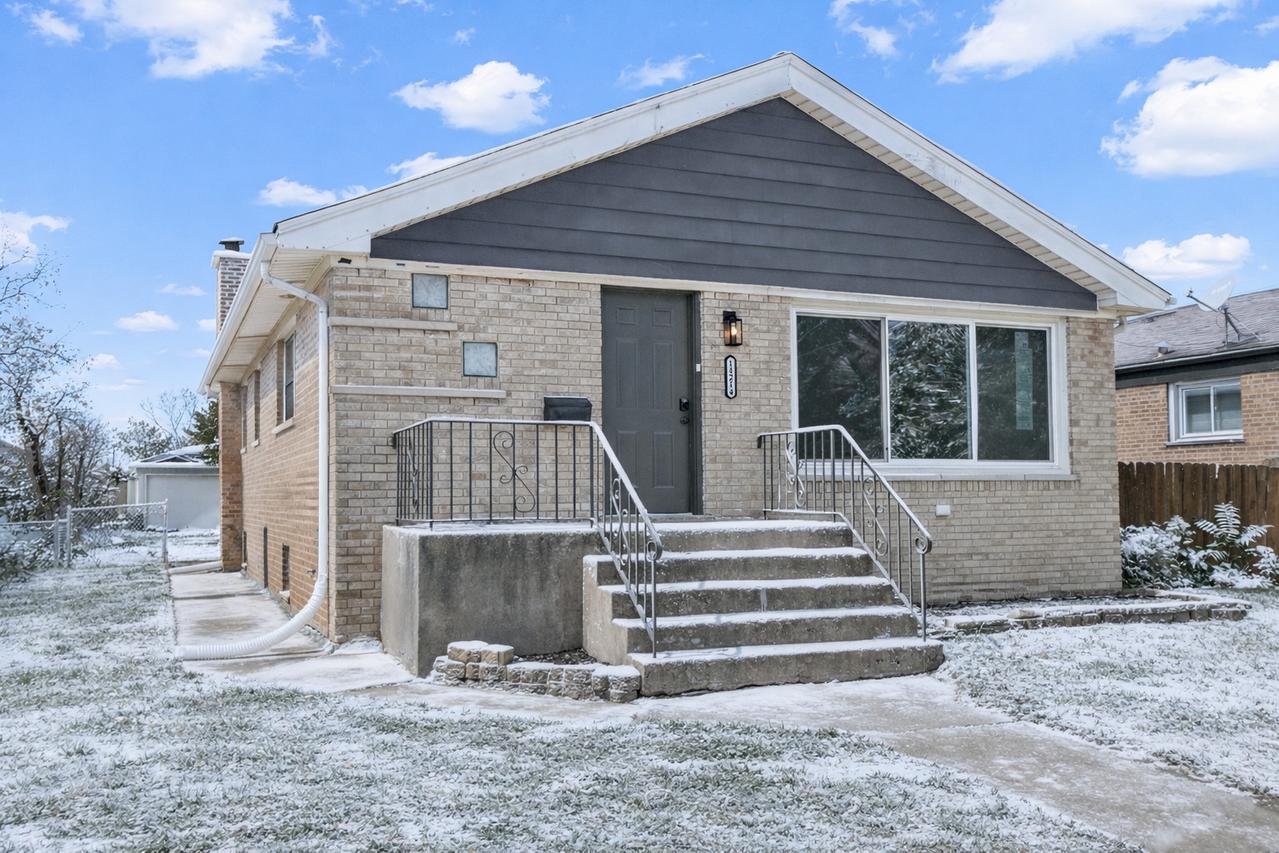 14214 Minerva Ave., Dolton, IL 60419