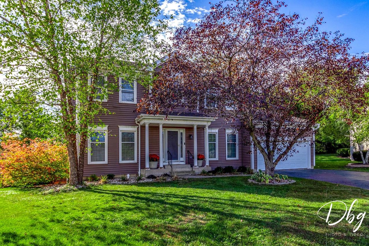 105 Wildflower Ln., Round Lake Beach, IL 60073