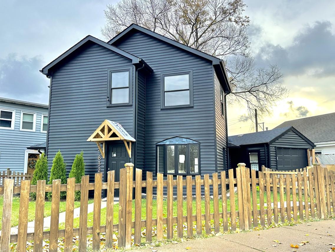 8325 W Forest Preserve Ave., Chicago, IL 60634