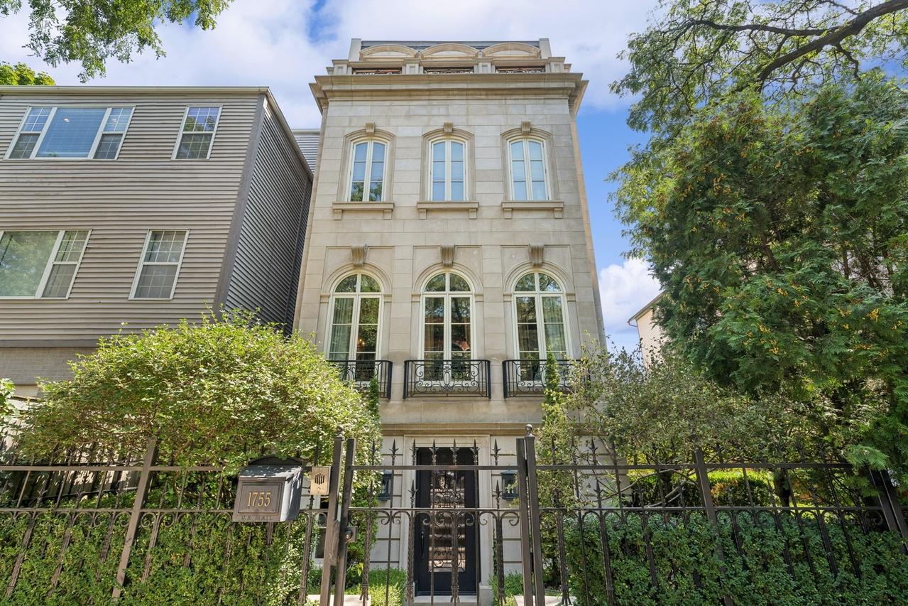1755 N Mohawk St., Chicago, IL 60614