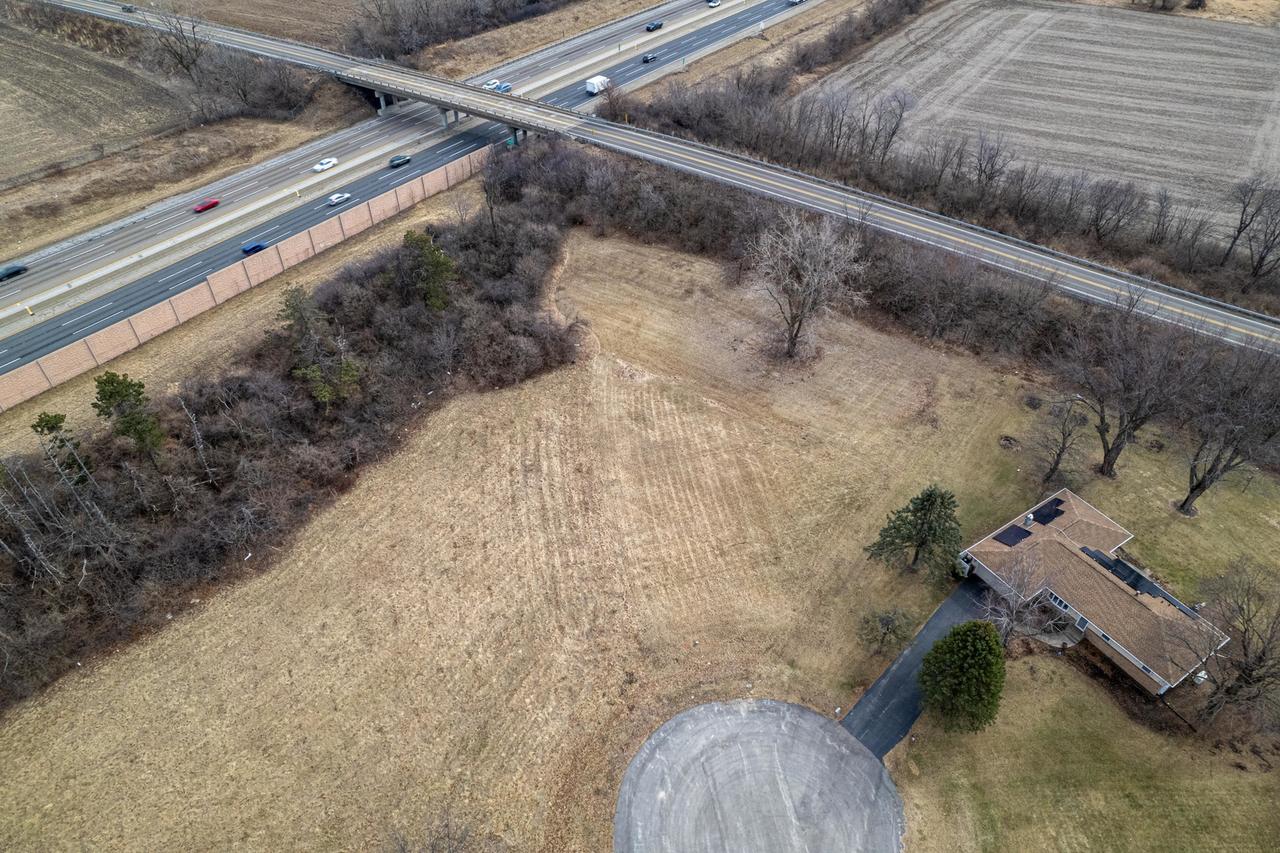 7757 Irvingdale Close, Rockford, IL 61114