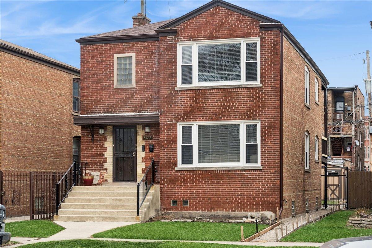 8833 S Dorchester Ave., Chicago, IL 60619