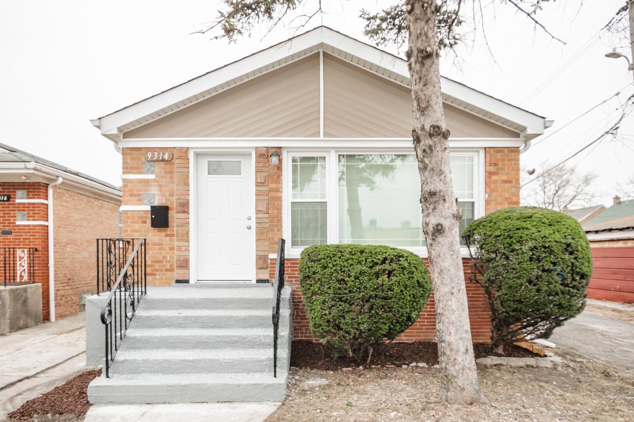 9314 S Vincennes Ave., Chicago, IL 60620