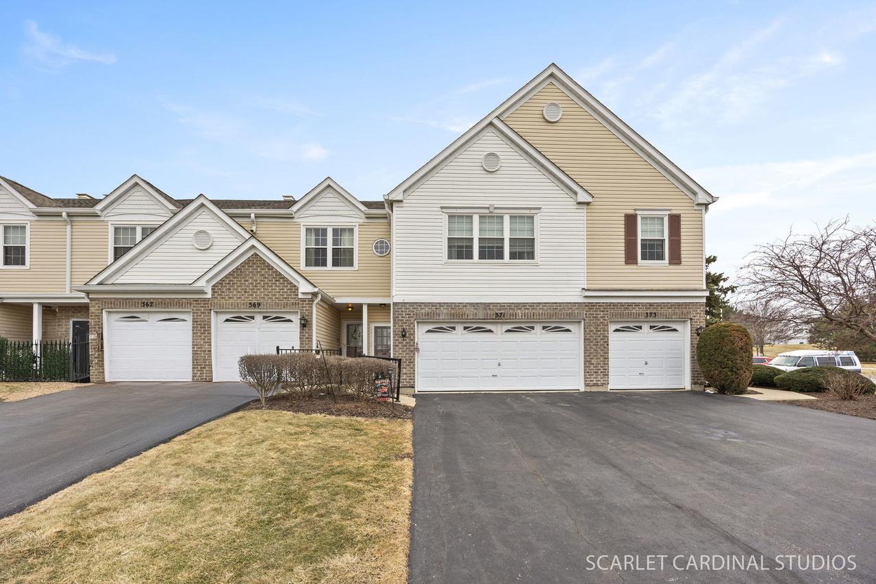 371 Gazebo Ln., Lombard, IL 60148