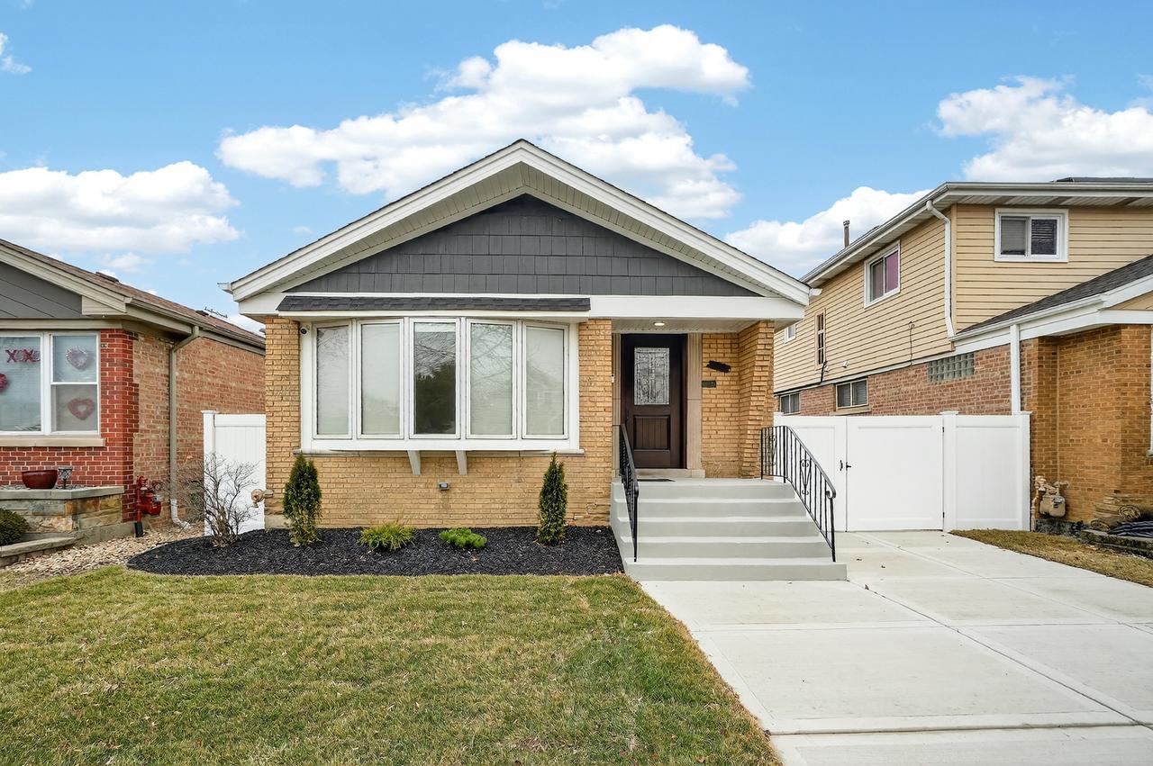 5819 S Newcastle Ave., Chicago, IL 60638