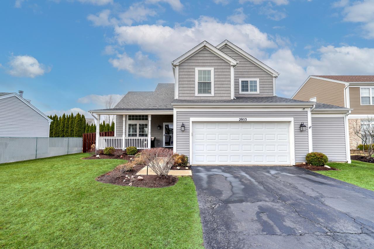 2953 Deerpath Ct., Carpentersville, IL 60110