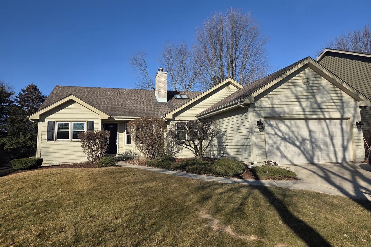3027 Brossman St., Naperville, IL 60564