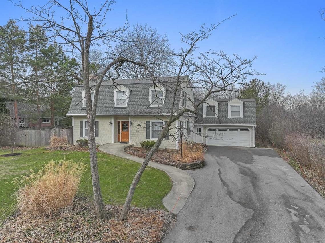 14 Timber Ln., Northbrook, IL 60062