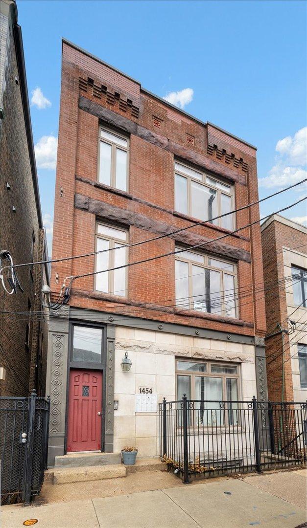 [Address Hidden by Seller], Chicago, IL 60642