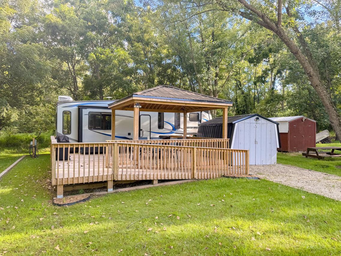 17/83 Woodhaven Dr., Sublette, IL 61367