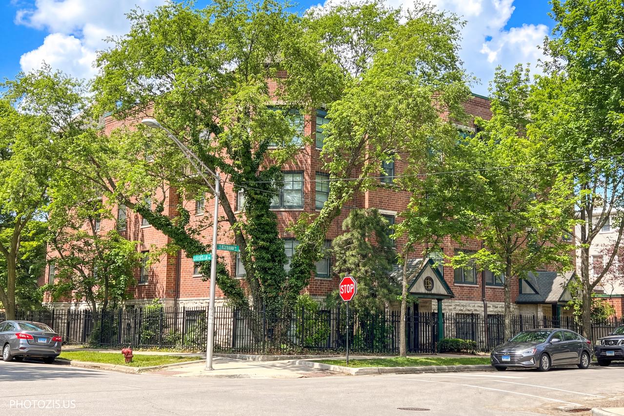 2500 N Seminary Ave. #4E, Chicago, IL 60614