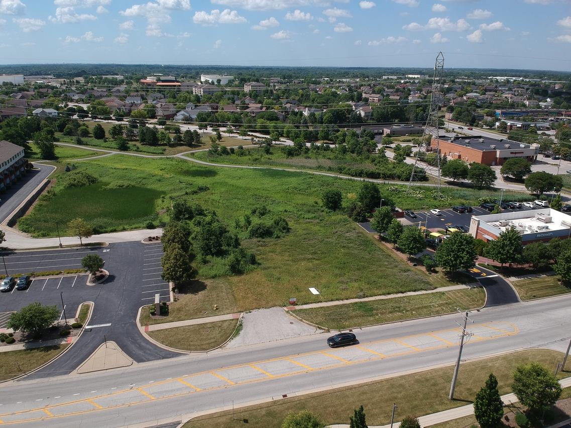 11101 W 179th St., Orland Park, IL 60467