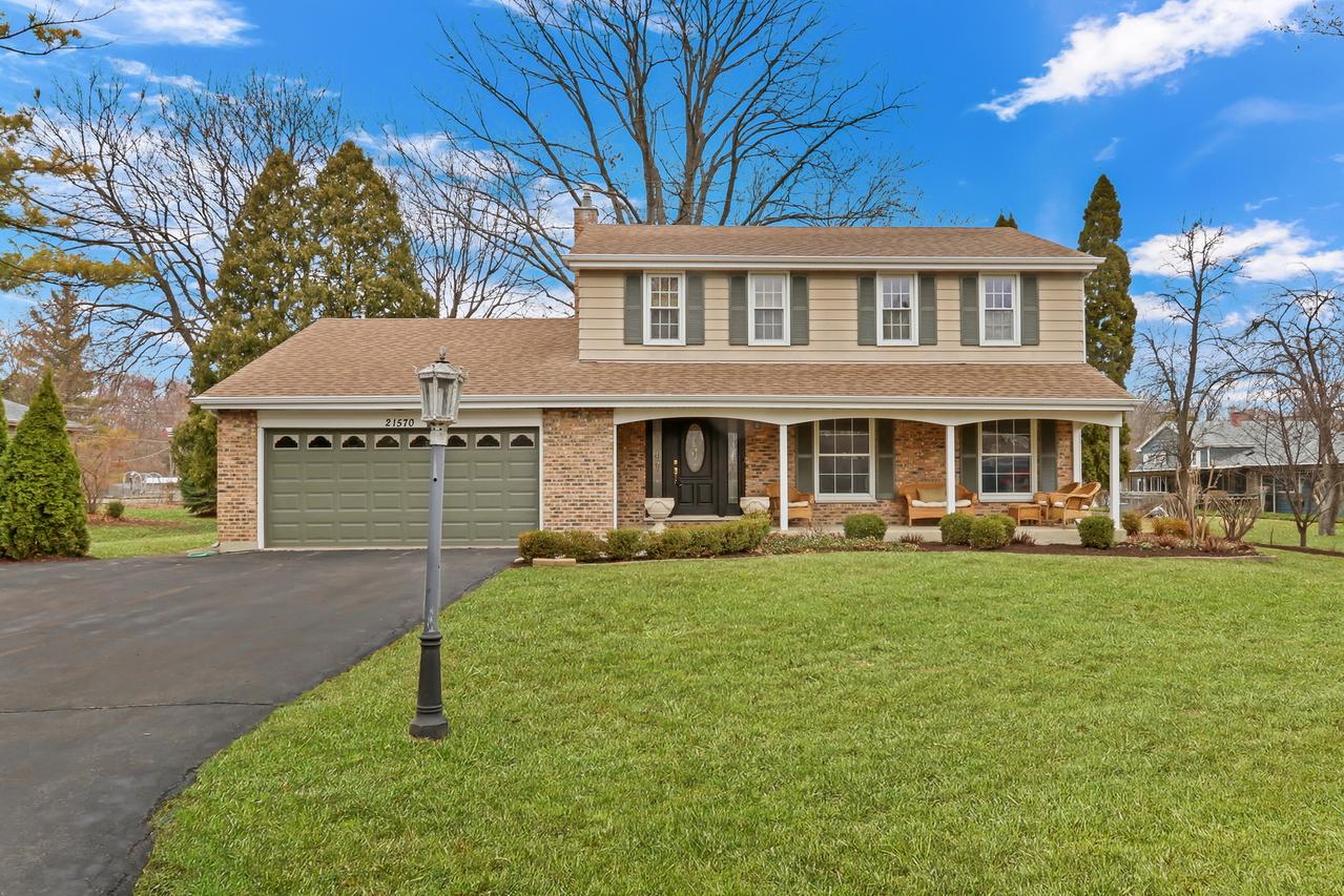 21570 W Eldor Ave., Grayslake, IL 60030