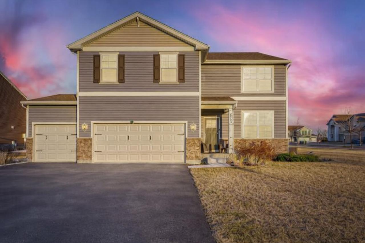 601 Ironwood Ave., Oswego, IL 60543