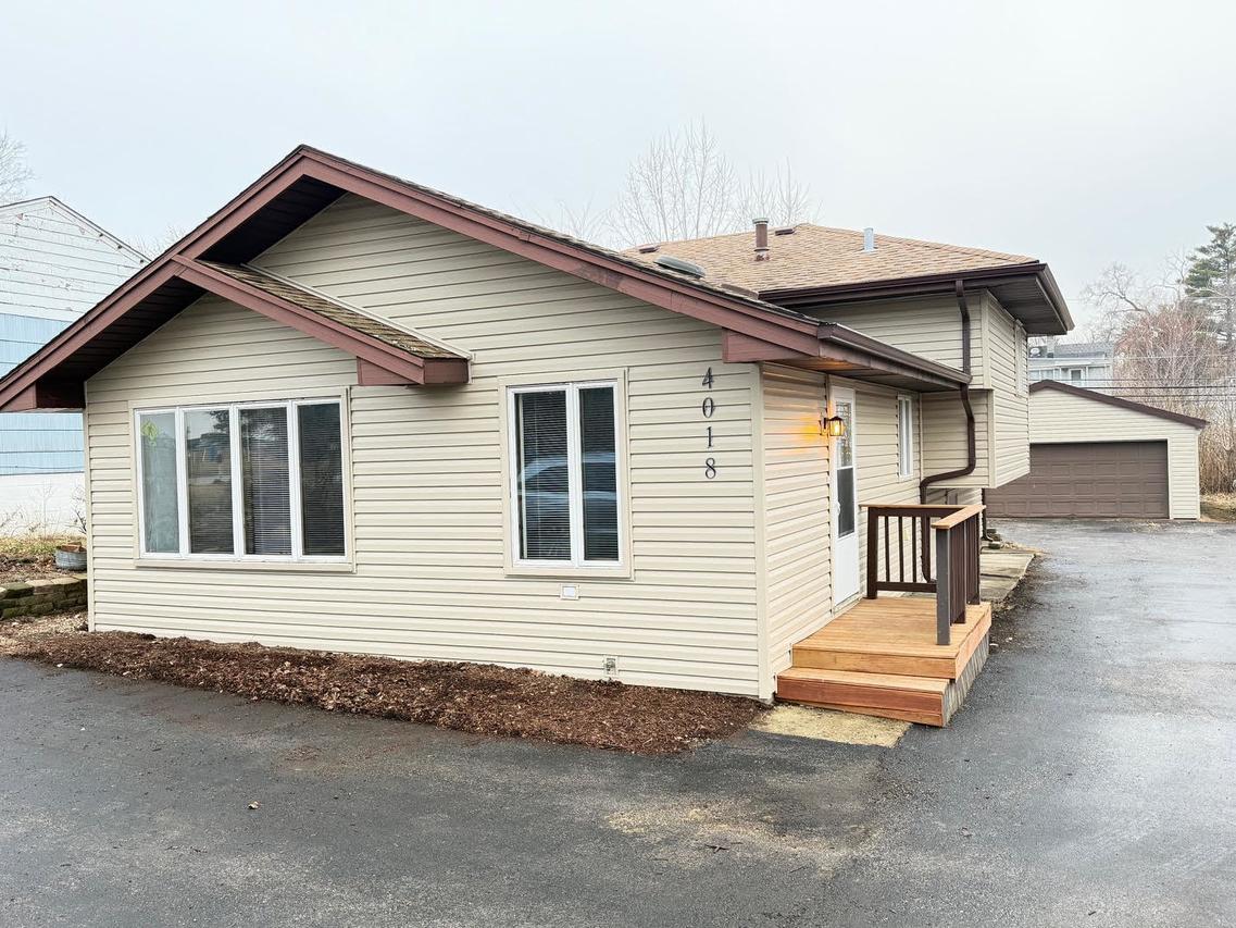 4018 N Cass Ave., Westmont, IL 60559
