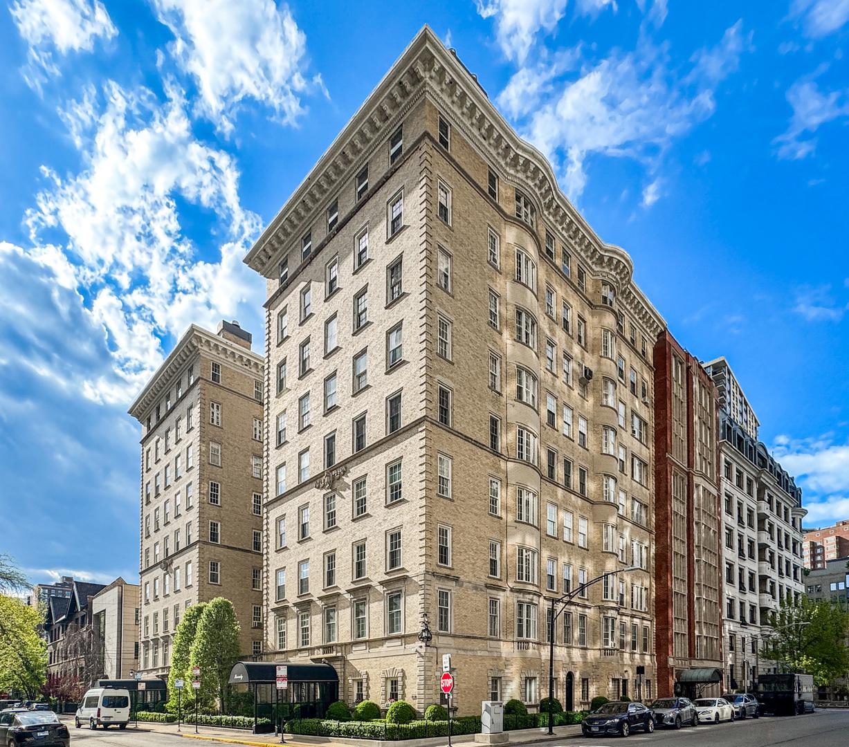 70 E Scott St. #605, Chicago, IL 60610
