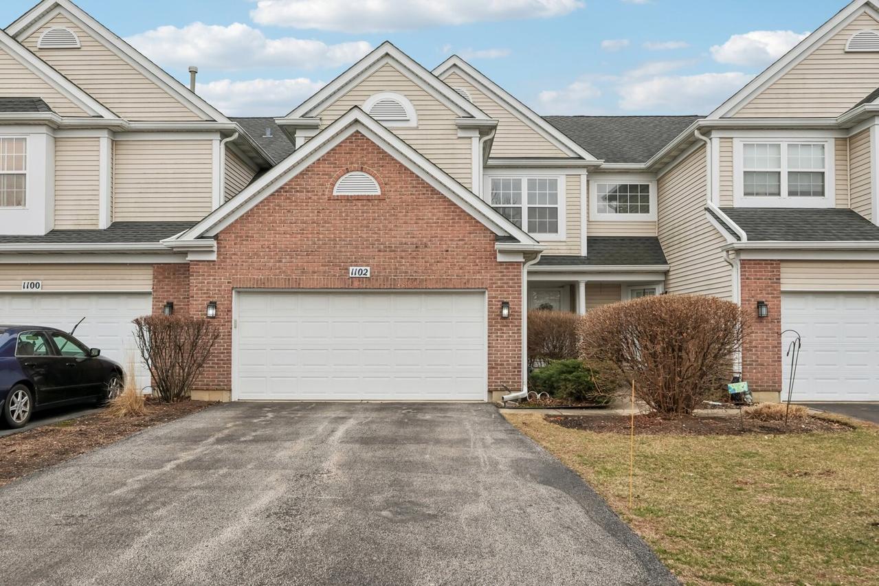 1102 Lillian Ln., West Chicago, IL 60185