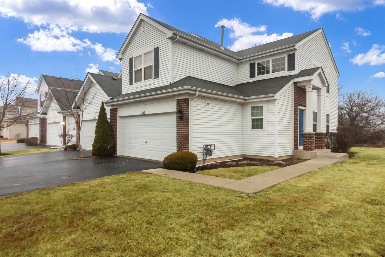 265 Wild Meadow Ln., Woodstock, IL 60098