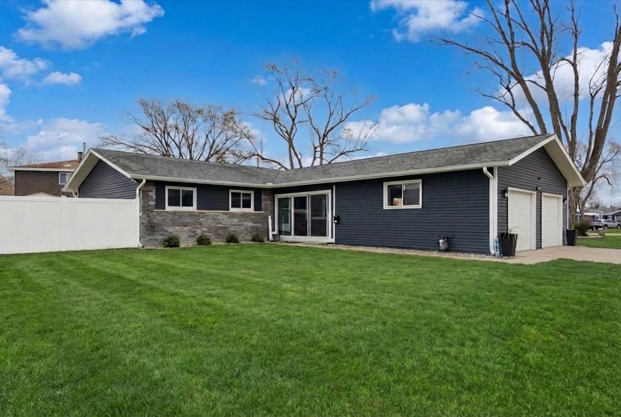 1109 S Edson Ave., Lombard, IL 60148