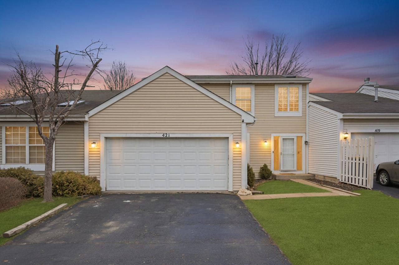 421 Farmbrook Ct., Romeoville, IL 60446