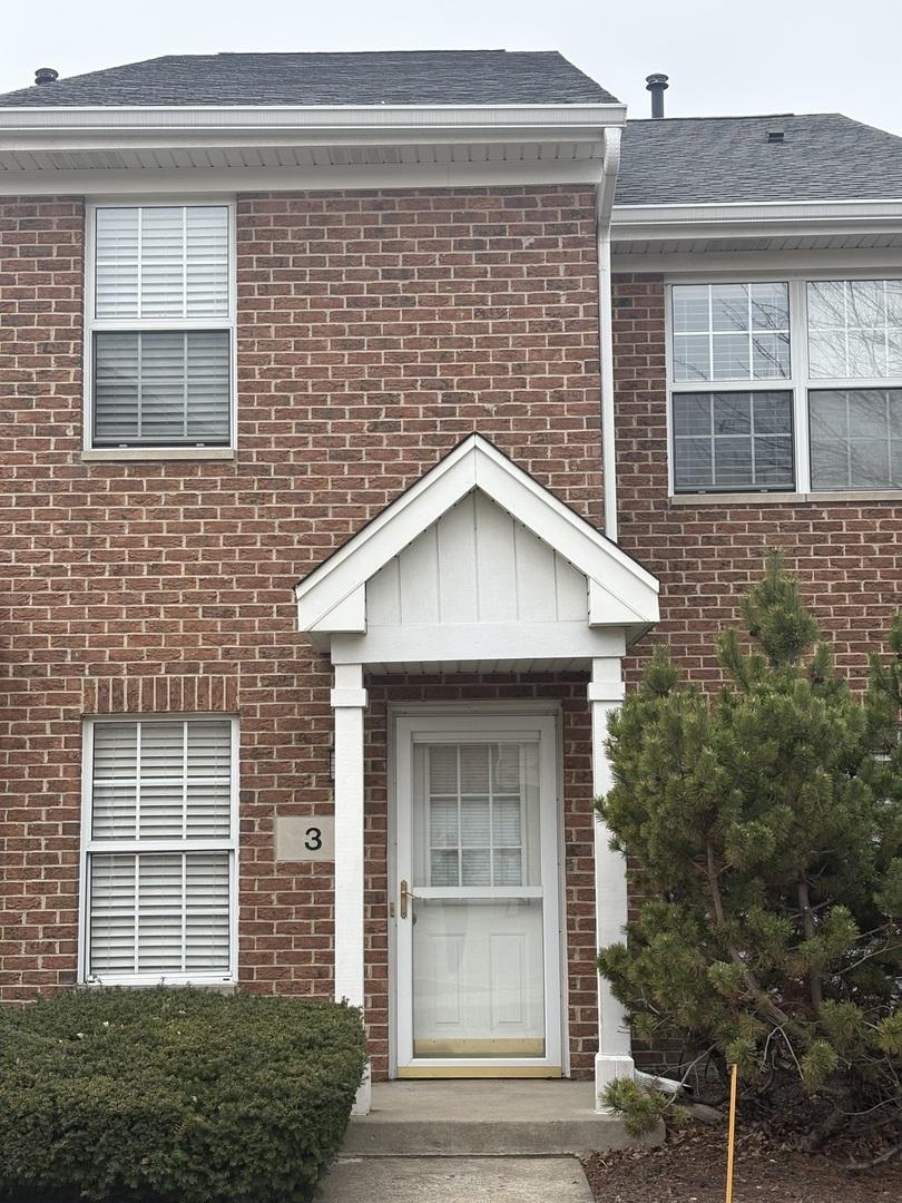 3 Charlotte Cir., Elmhurst, IL 60126