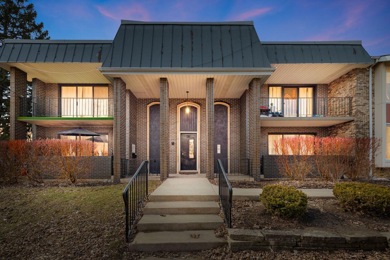 4115 W 98th St. #B, Oak Lawn, IL 60453